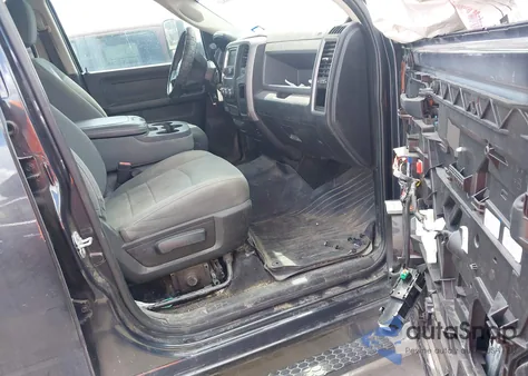 2016 Ram 2500 Tradesman из США, поврежденный, VIN 3C6UR4CJ9GG146011